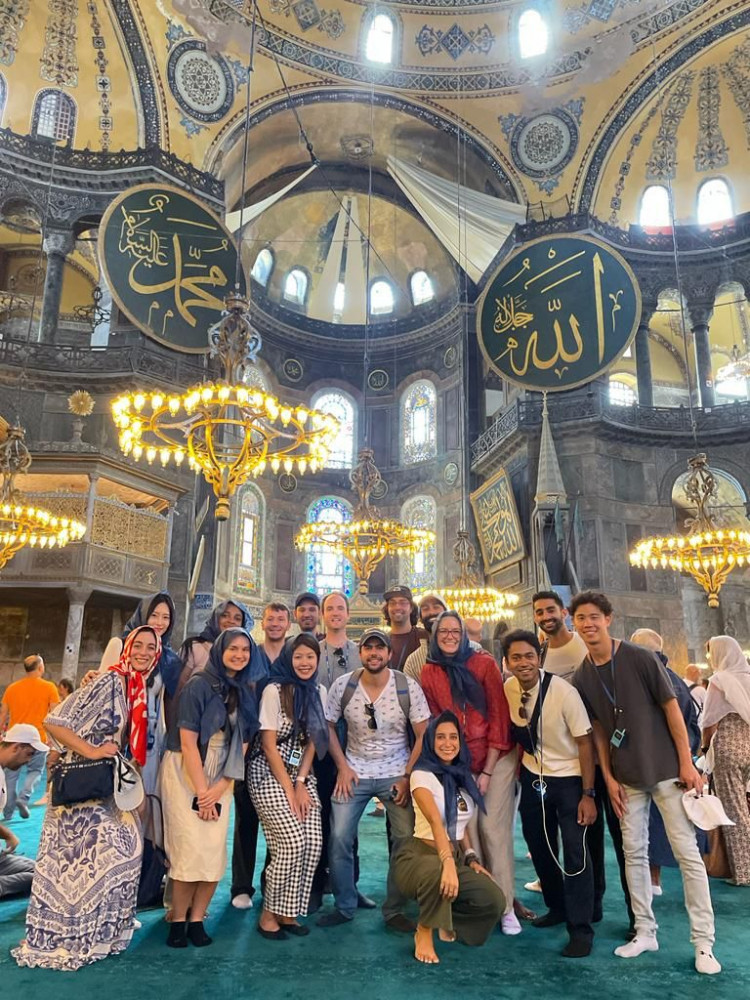 6 Days - Istanbul, Kusadasi (Ephesus), Pamukkale / by Plane