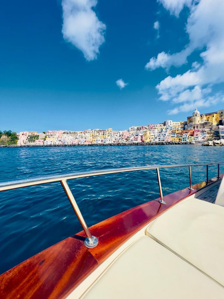 Semi Private: Ischia and Procida Excursion