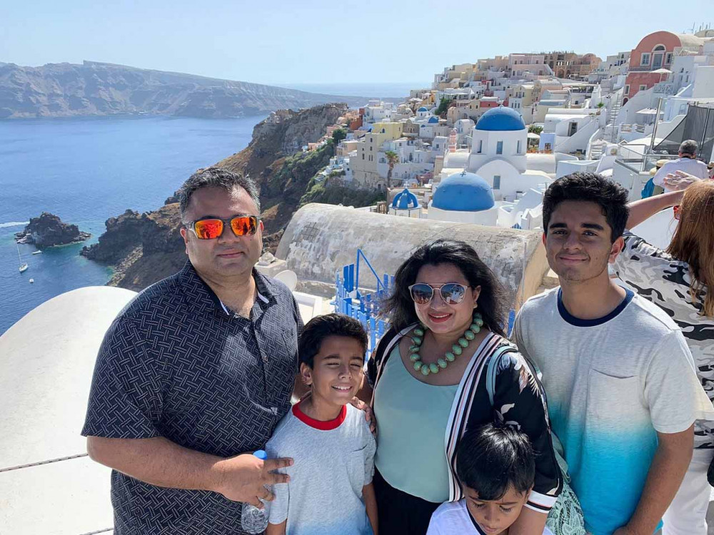 Santorini in a Day: 5-Hour Best of Santorini Private Tour