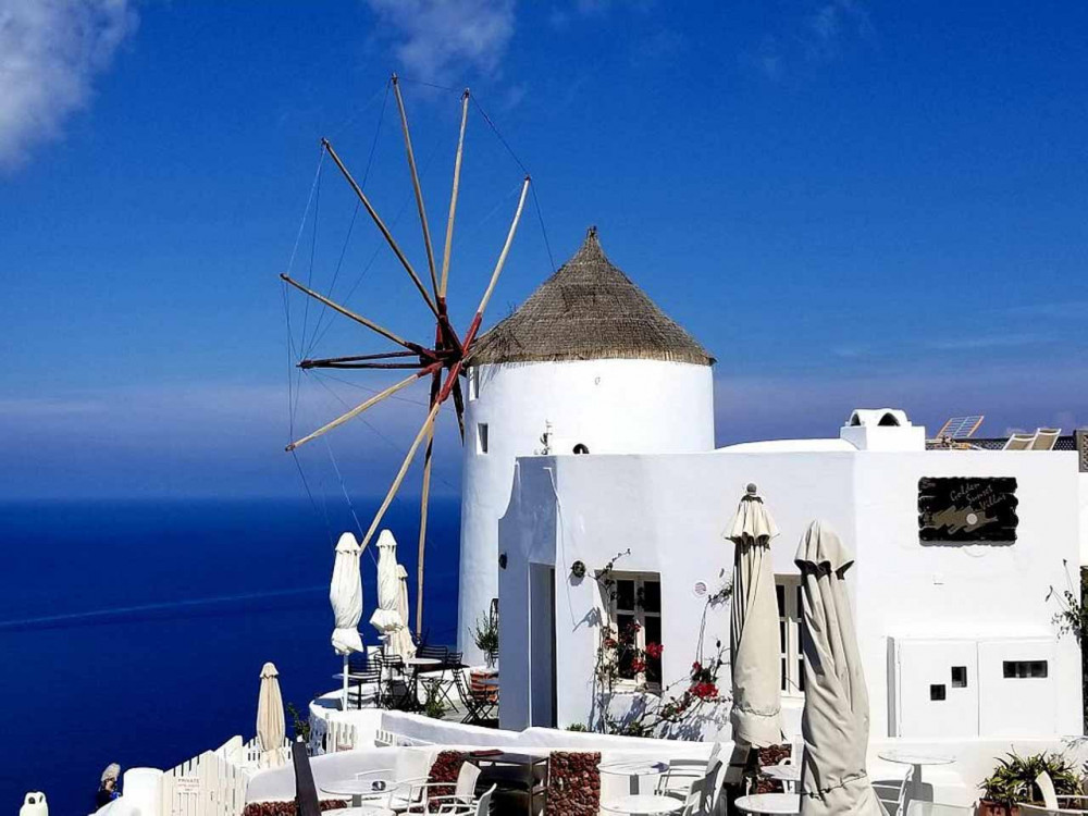 Santorini in a Day: 4-Hour Best of Santorini Tour - Fira (Santorini ...