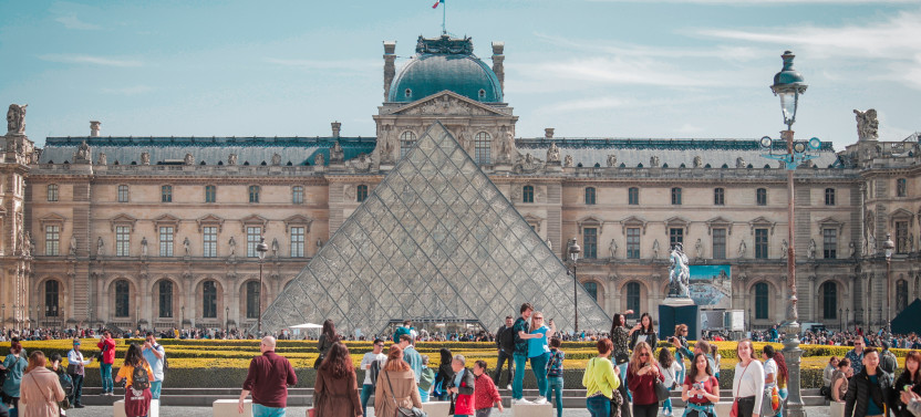PE Tailor Made Trips - 8D/7N in London & Paris
