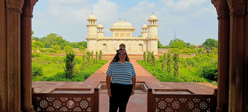 Private Taj Mahal & Agra Overnight Tour from Delhi