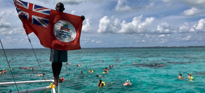 Acquarius Stingray City and Snorkel Tours