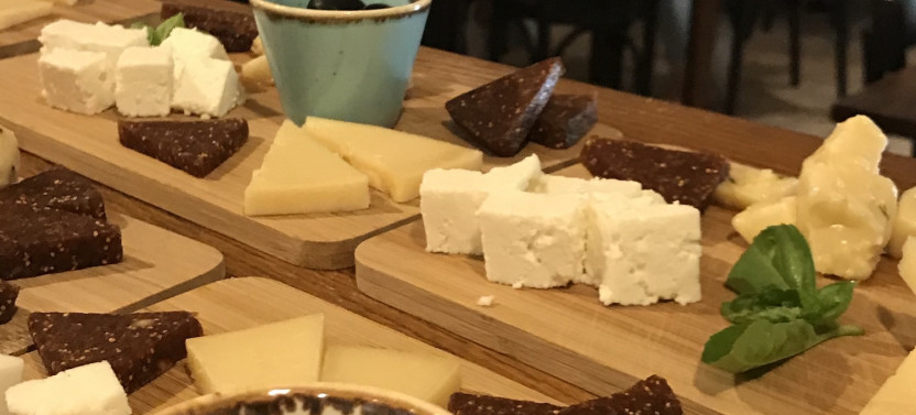 Wine Tour on Hvar with Traditional Dinner