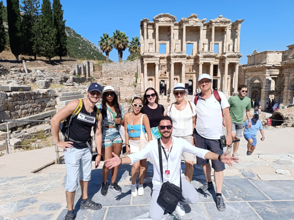 SKIP-THE-LINE: Ephesus, House of Mary, Artemis Temple Tour w/LUNCH