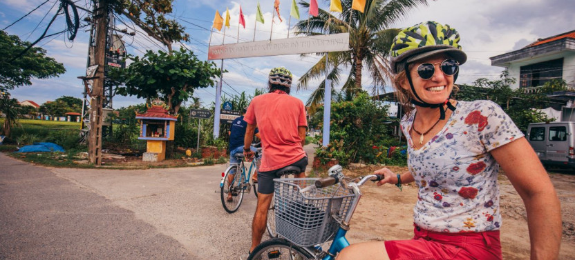 Private Hoi An - Bike, Boat and Dinner Experience