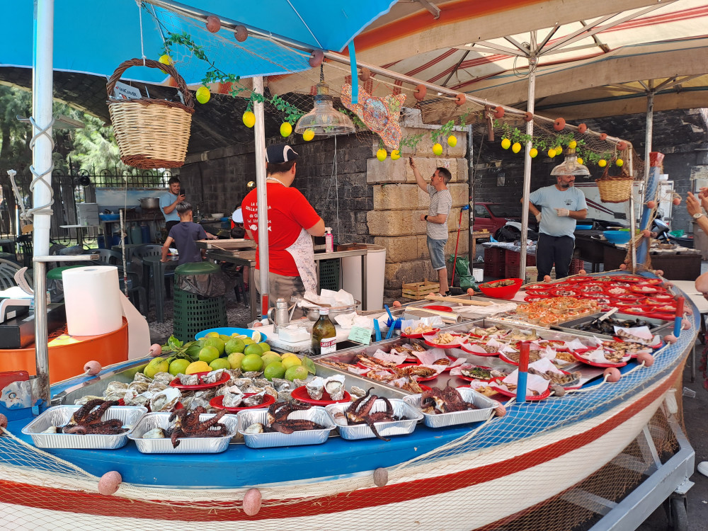 Catania Street Food Tour - Eat, Learn and have fun with a Local