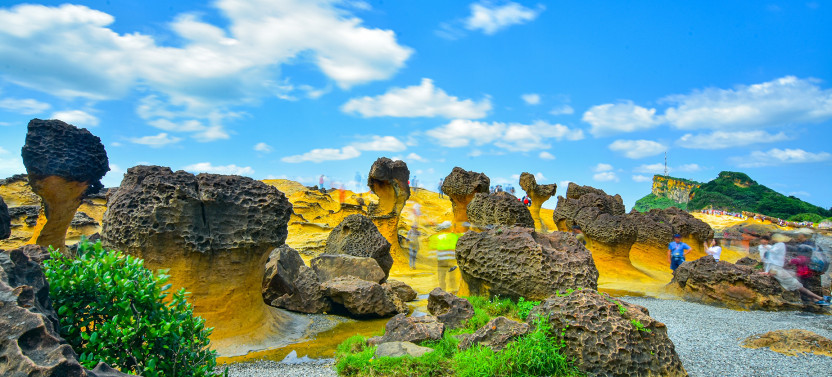Northern Taiwan Private Adventure: Yehliu, Jiufen, & Pingxi