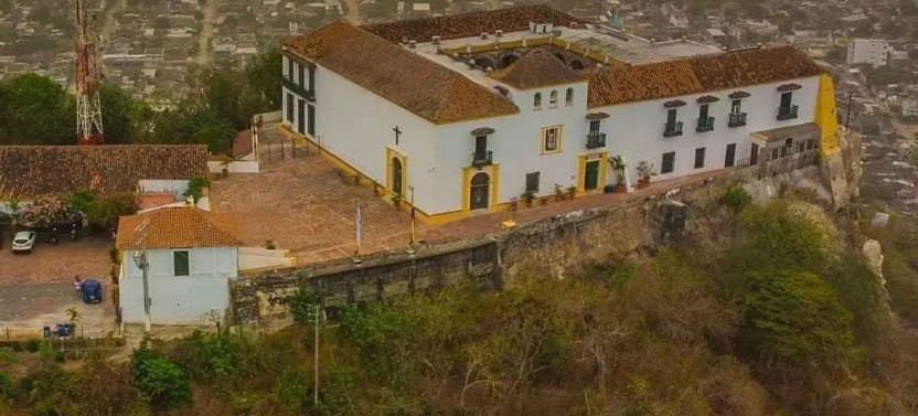 Private Tour of the Emblematic Sites of Cartagena