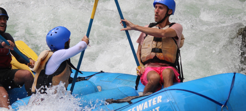 Class II and Class III River Rafting on Pacuare River ( San Martín Section)