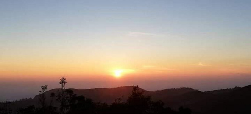 Bambarakanda to Horton Plains Jeep Safari