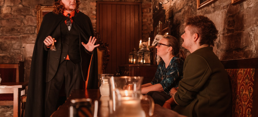 Small Group Multi-Sensory Underground Vaults Evening Tour with Whisky