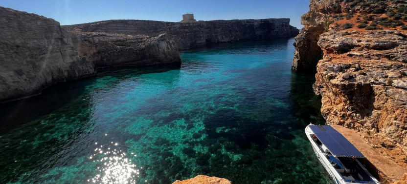 Blue Lagoon Comino Gozo + Caves