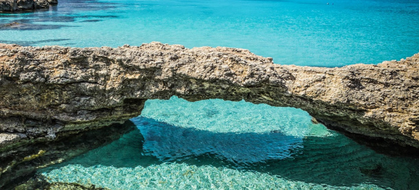 Blue Lagoon Comino Gozo + Caves