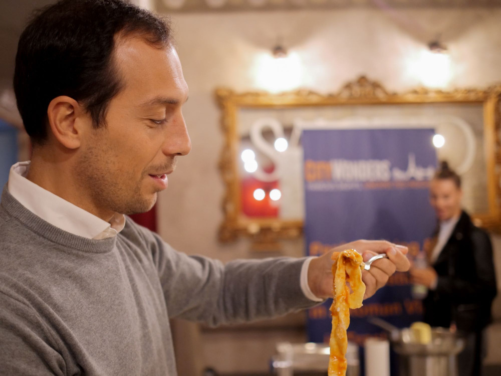 Wine & Dine Pasta Making in Trastevere Rome Project Expedition