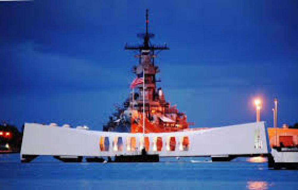 Private Pearl Harbor USS Arizona and USS Missouri