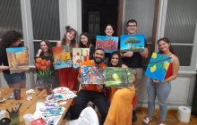 Rome Paint, Wine and Pizza in Private Art Studio