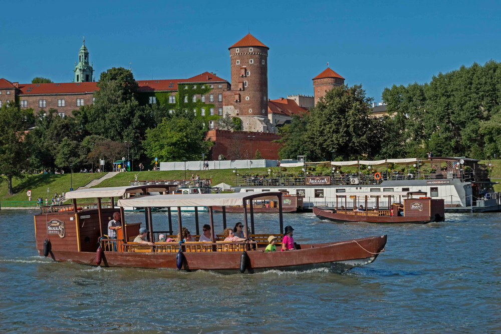 Gondola Cruise The Vistula River Krakow Private Tour Up to 12 People