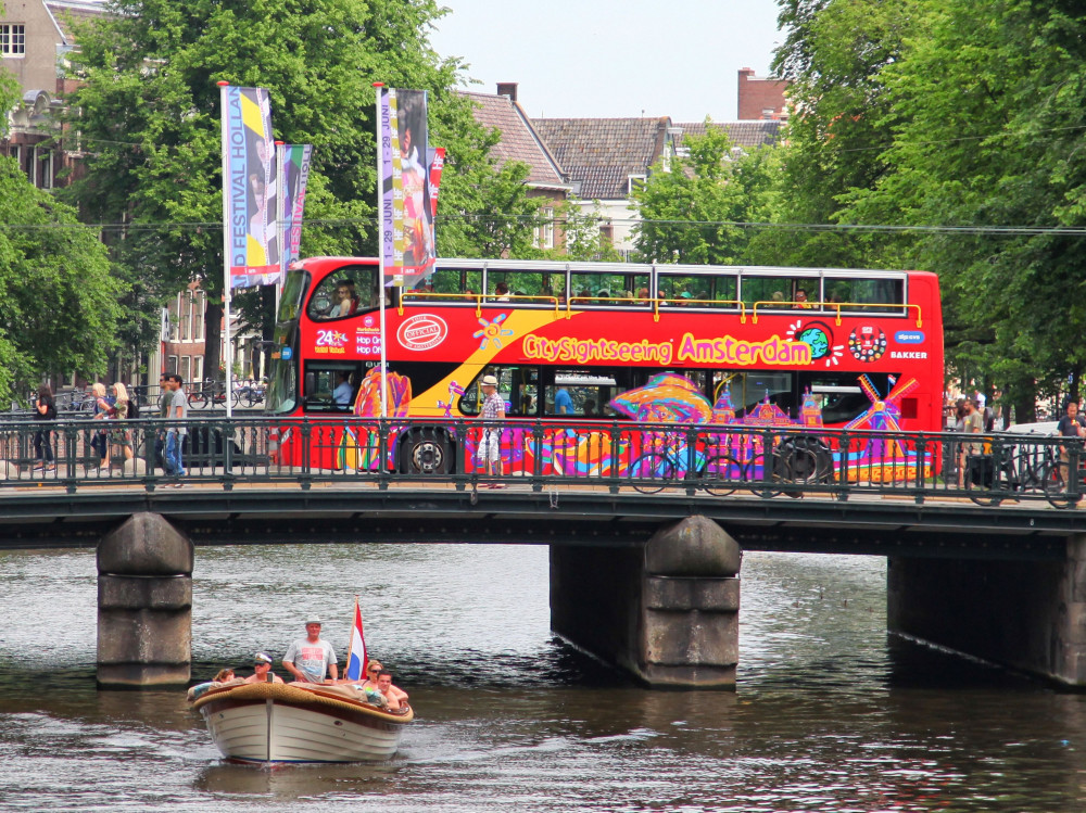 City Sightseeing Hop On Hop Off Bus Tour Amsterdam + 1Hr Canal Cruise