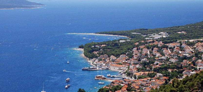 Private Full-Day Boat Tour Around Brač Island from Split
