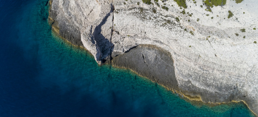 5 Island Private Boat Tour to Blue Cave, Budikovac, Hvar & Pakleni Island