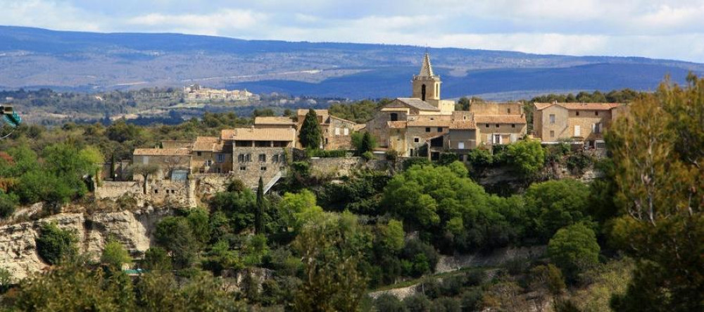 Private: Les Monts de Vaucluse and Venasque from Avignon