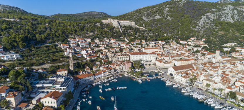 Private Full-Day Boat Tour to Blue Lagoon, Hvar & Pakleni Islands