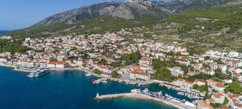 Full-Day Private Boat Tour to Golden Horn, Hvar & Pakleni Islands