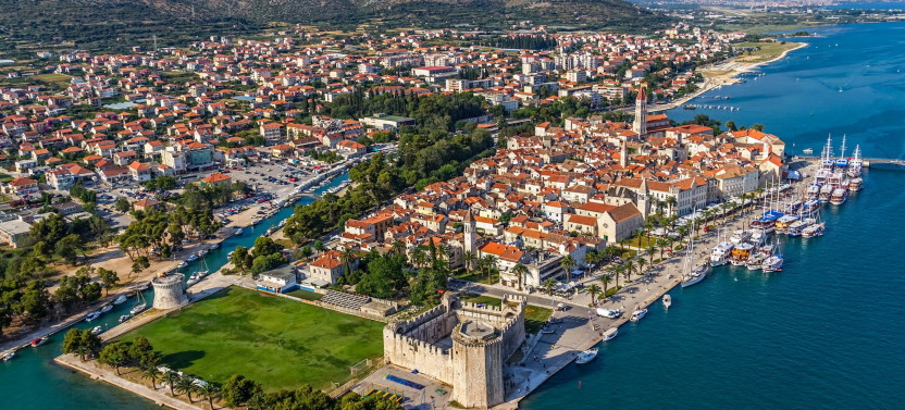 Kaštilac-Game of Thrones, Trogir, Blue Lagoon & Šolta Private Boat Tour