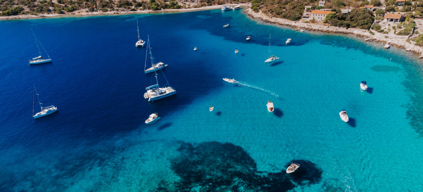 Half-Day Private Boat Tour from Split to Blue Lagoon