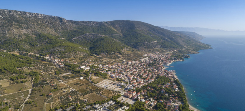 Half-Day Private Boat Tour from Split to Brač – Golden Horn Beach