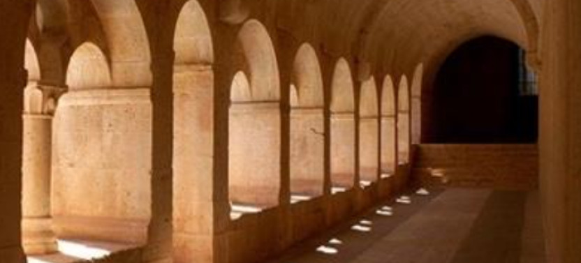Private: Riviera to Provence Transfer with Touring From Monaco