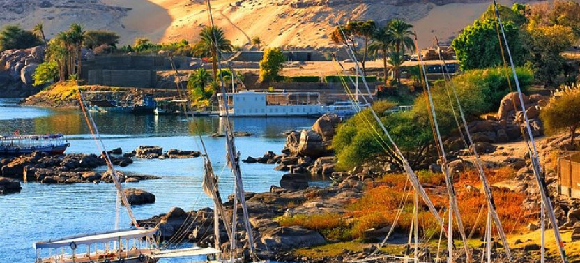 Comfortable Private Transfer From Luxor To Aswan