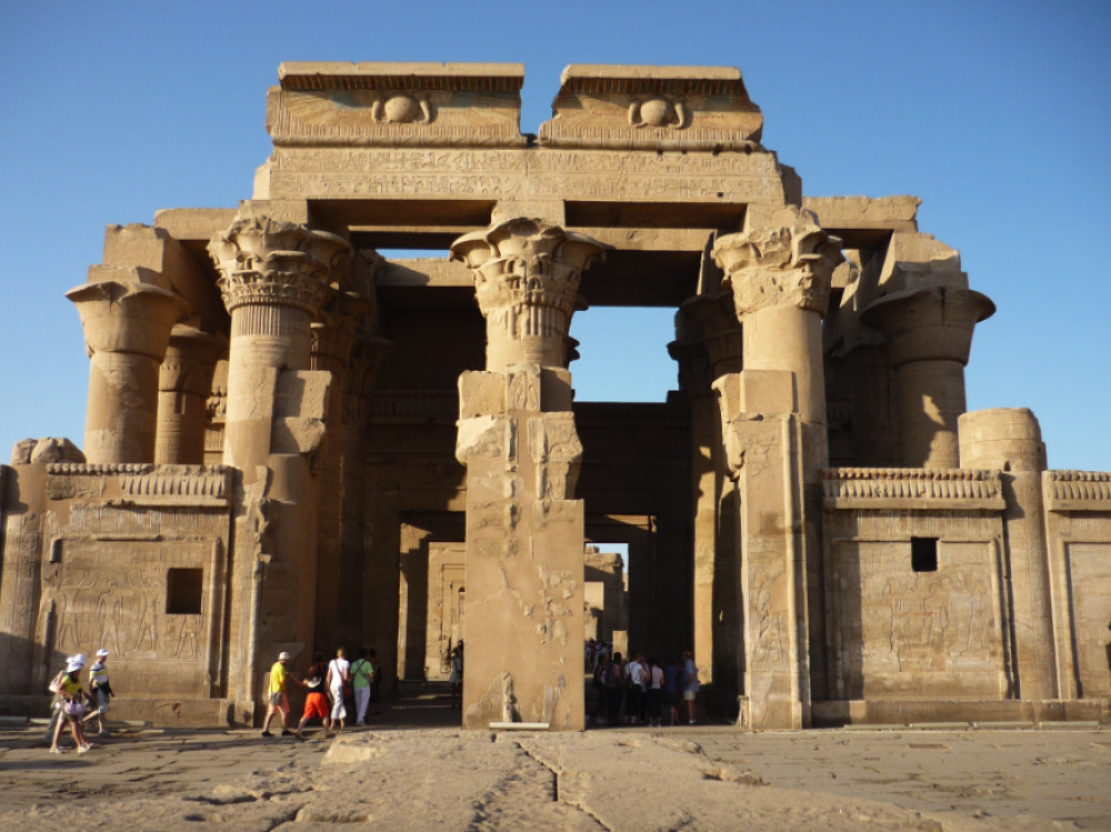 Luxor Day Trip to Edfu and Kom Ombo Temples By Car