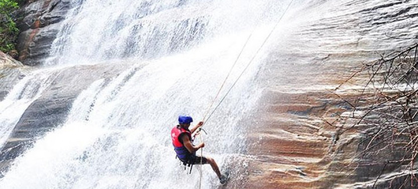 Experience Abseiling and Rafting in Kitulgala