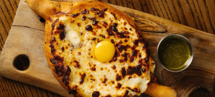 Hells Kitchen Food Tour + Central Park Small Group Tour