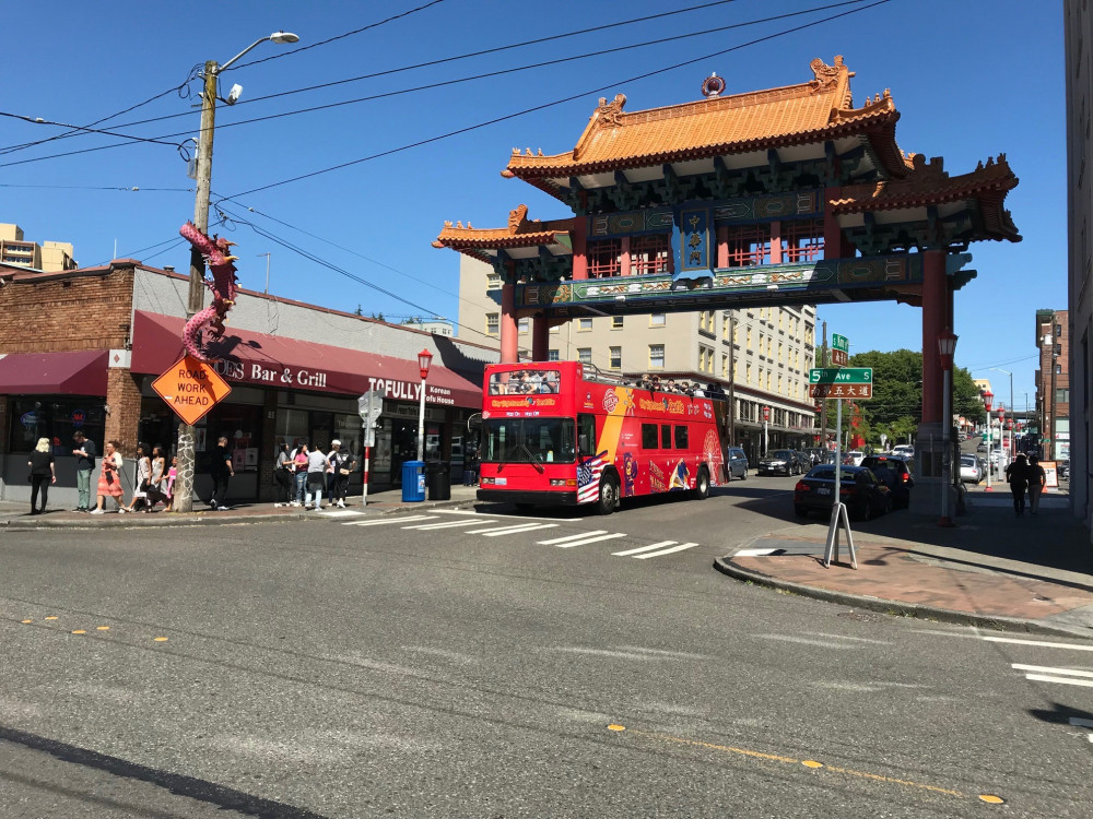 City Sightseeing 24/48HR Hop On Hop Off Bus Tour Seattle + Harbour Cruise