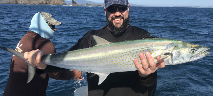 Inshore Fishing Full Day: Catch a Whopper