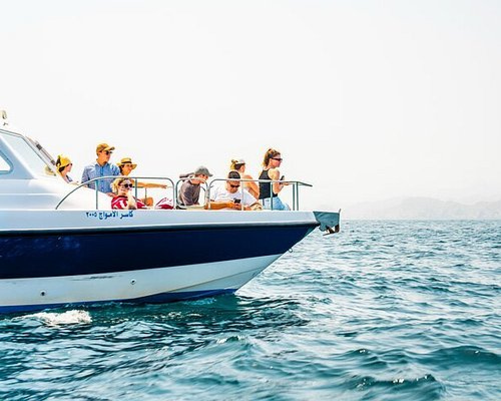 Golden Hour Cruise: Sunset & Muscat Coastline Tour (Shared Group Tour)