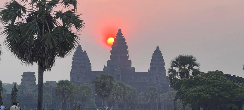 Angkor Wat Sunrise & Sunset Experience: 2 Days Private Tour in Siem Reap