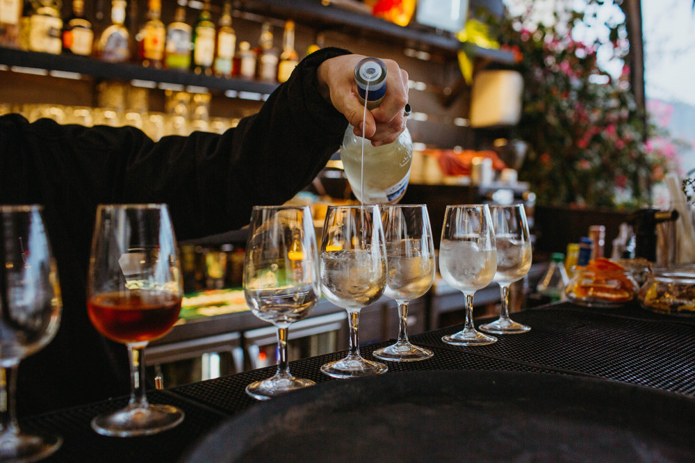 Best of Bairro Alto: Lisbon Food & Wine Tour