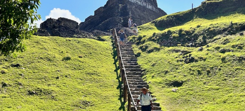 Cave Tubing & Xunantunich