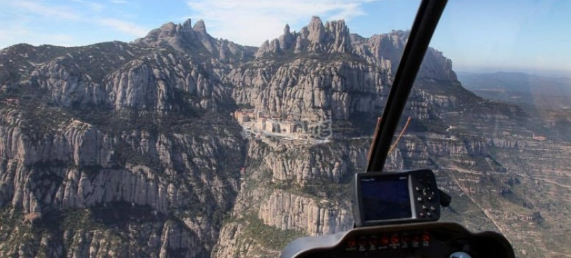 Barcelona - Private Montserrat By Helicopter, photo 3 of 5