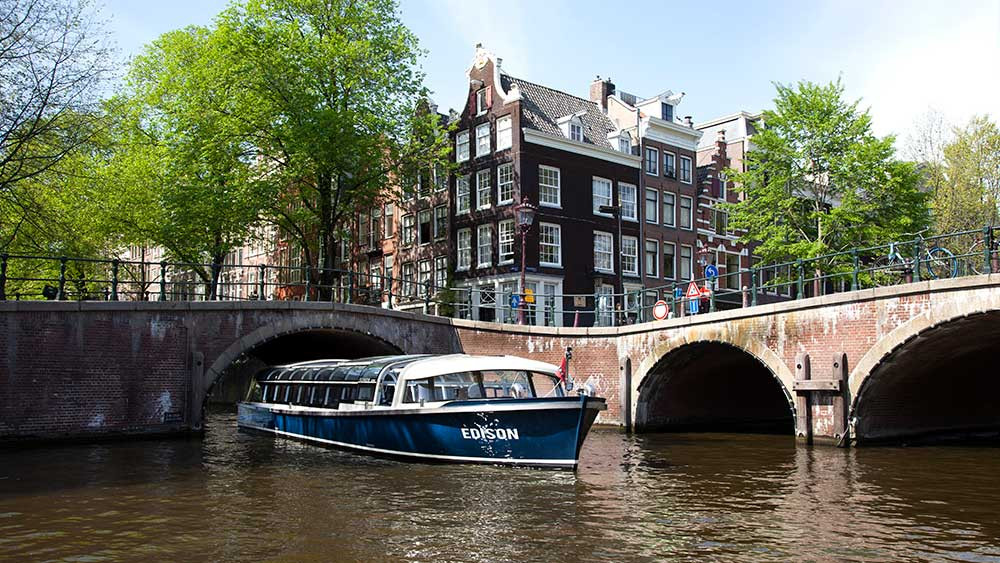 75 min. City Canal Cruise Cruise - Dock Heineken Experience