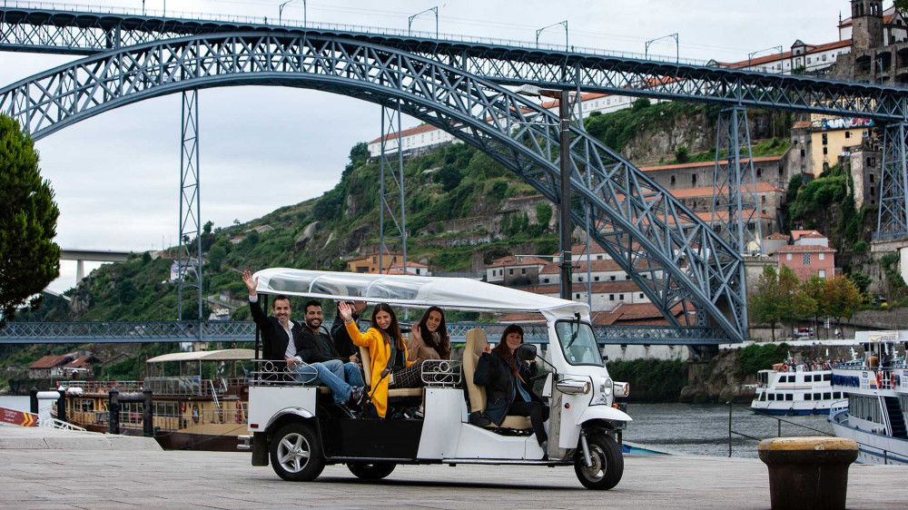 Private Porto À La Carte Tuktuk Tour