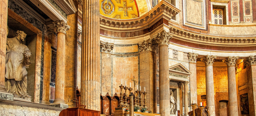 Rome: Pantheon Timeless Marvel Small Group Guided Tour in English