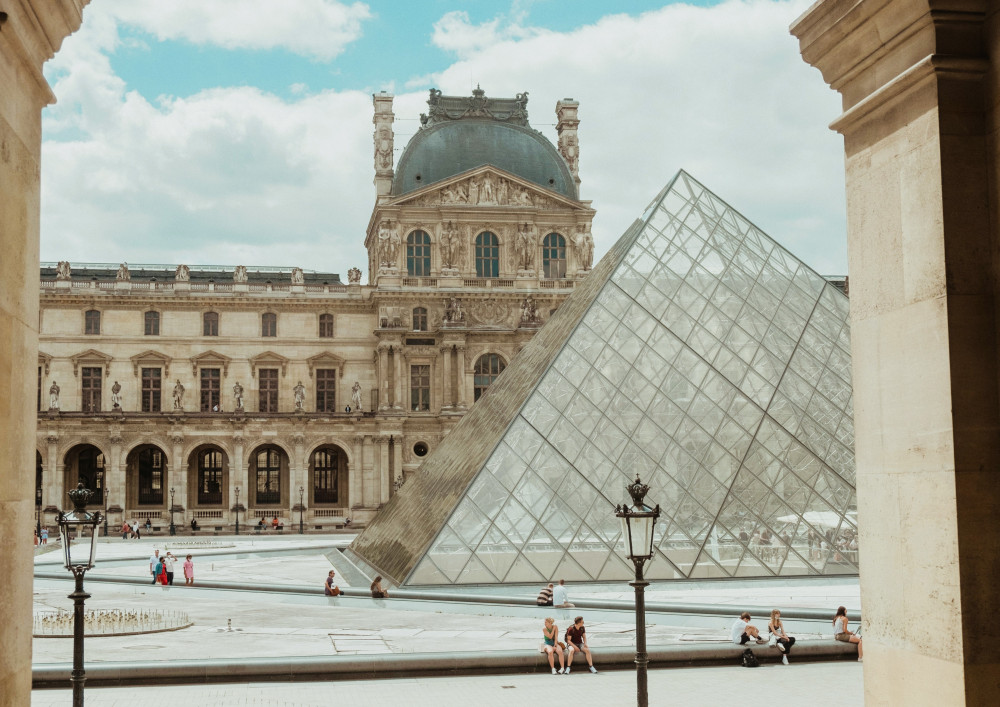 Louvre Museum: Small Group Masterpieces Guided Tour