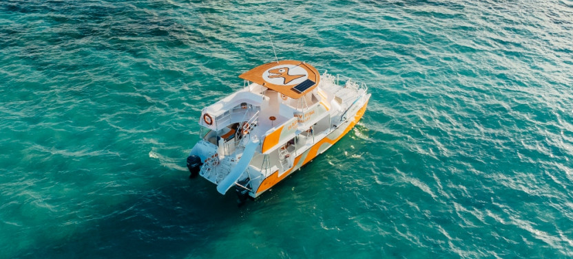 Private Catamaran Charter on the Happy Fish IV