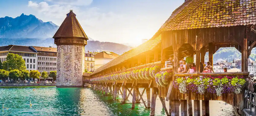 Guided Walking Tour in Lucerne