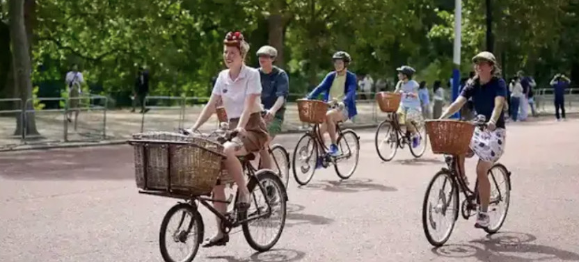 Private Family Bike Tour Of London